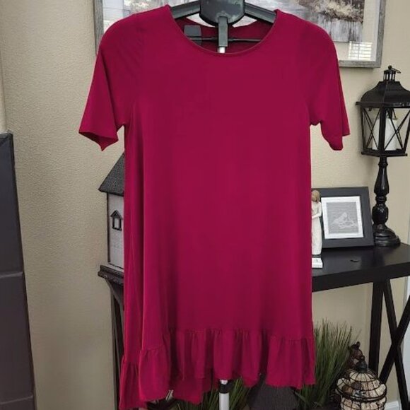 NWT Agnes & Dora sz small red ruffled bottom tunic / dress - Picture 1 of 3